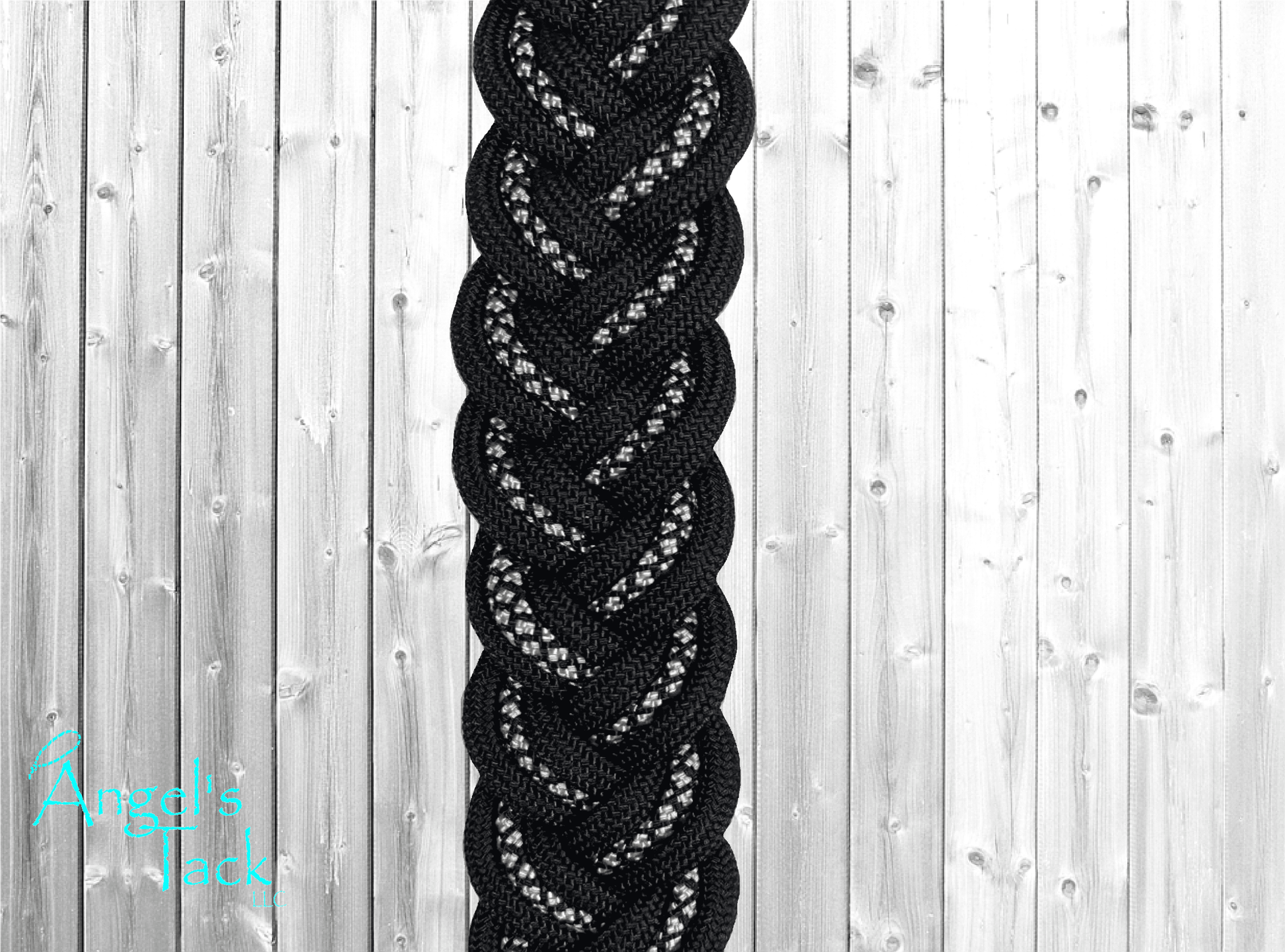 Black diamond barrel reins, close up