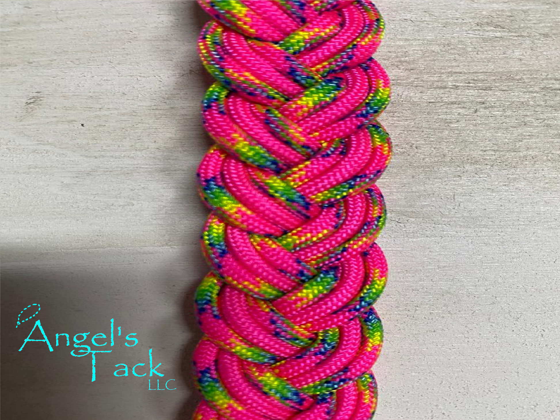 Hot pink barrel reins, close up